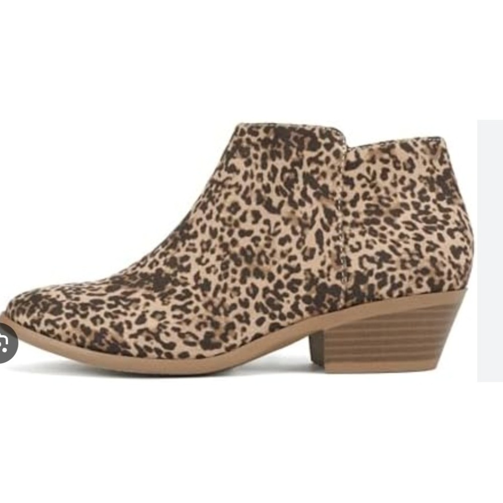 Soda Womens Leopard Print Ankle Booties Low Block Heel Side Zip Brown Size 7.5